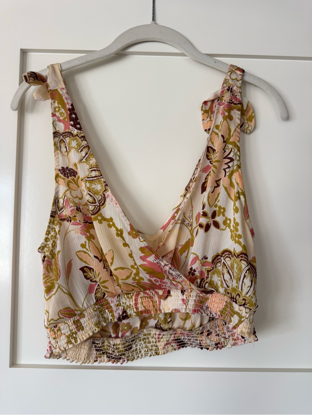 Free People Floral V-Neck Crop Top - Pink/Olive size XS